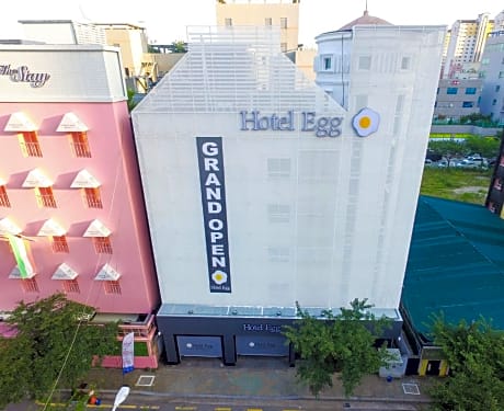 Hotel Egg