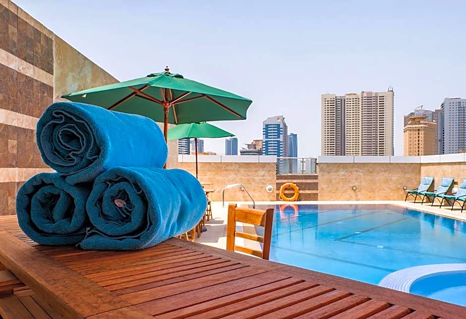 Crystal Plaza Al Majaz Hotel