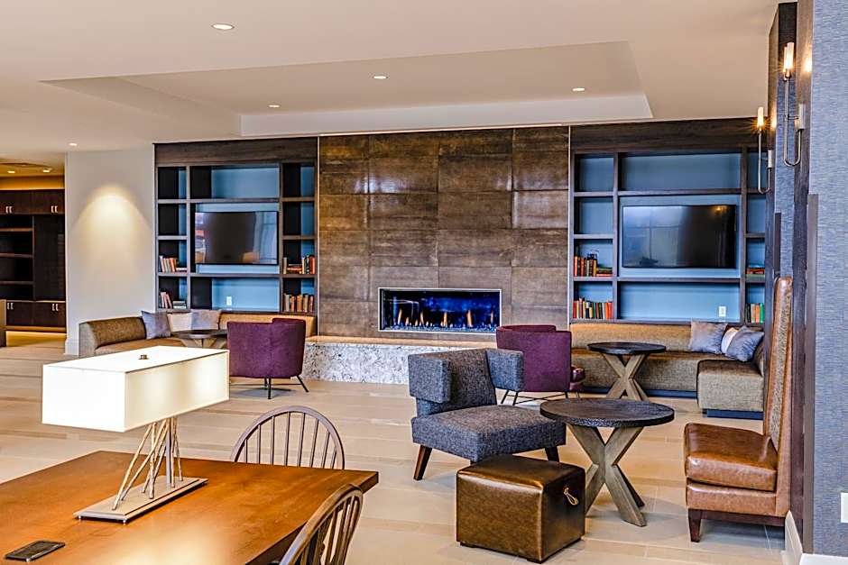 Hotel Madison & Shenandoah Conference Ctr.