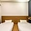 Kata Beach Poshtel Phuket