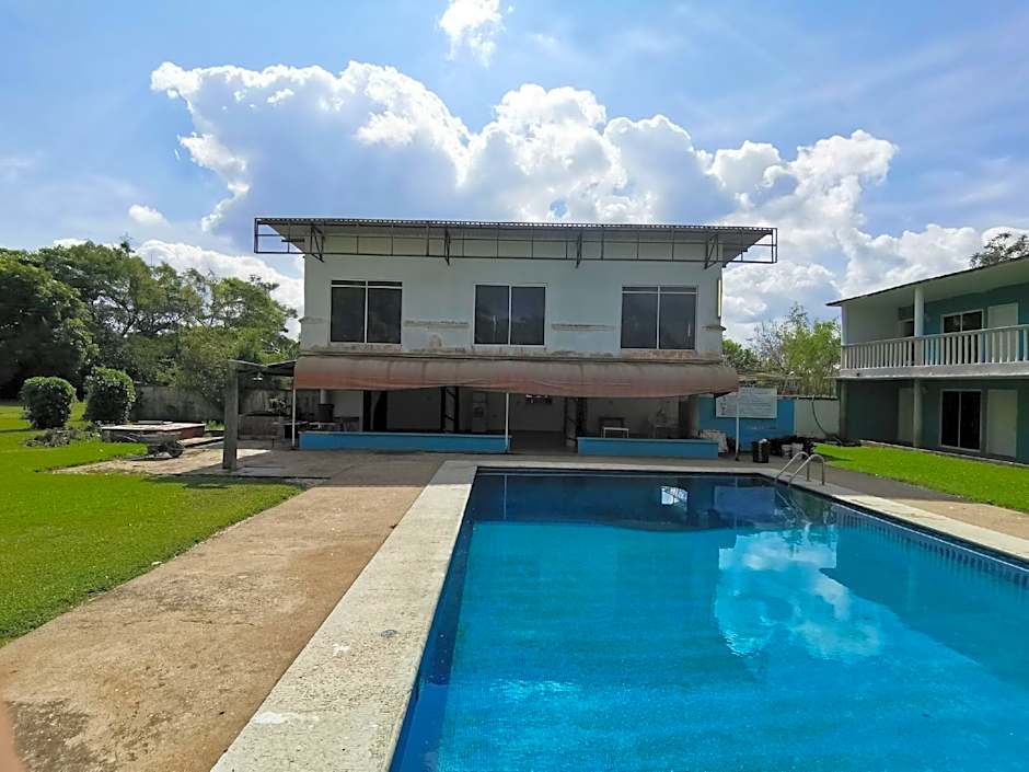 OYO Hotel Cedros