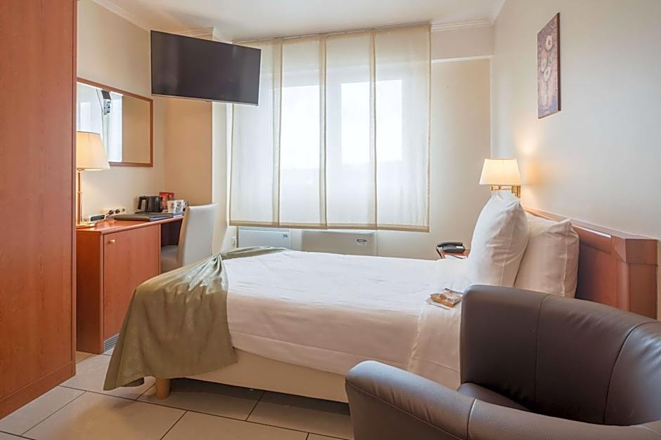 Best Western Plus Grand Hotel Victor Hugo