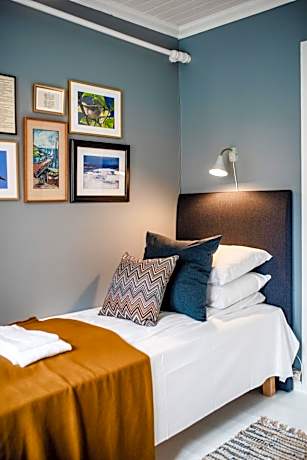 Single Room with Bathroom