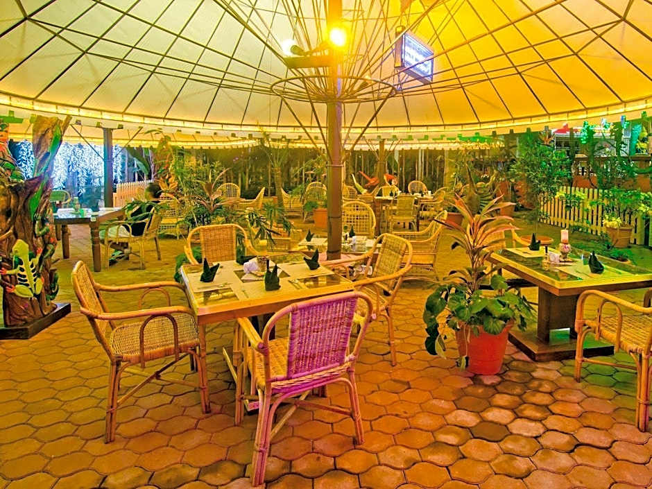 Deep Forest Garden Hotel