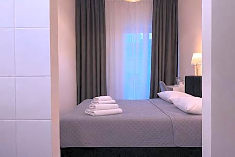 Double Room with Shared Bathroom