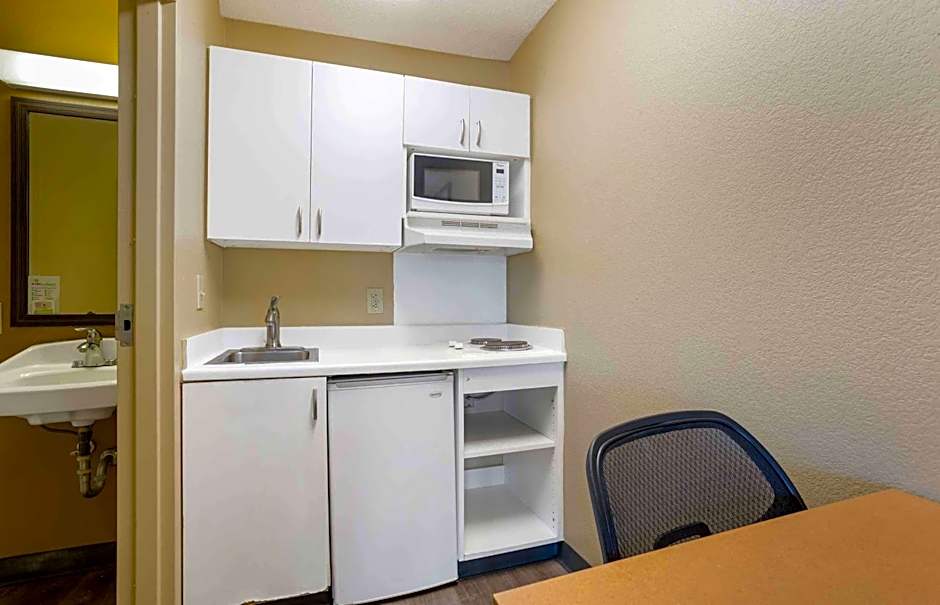 Extended Stay America Suites - Houston - The Woodlands