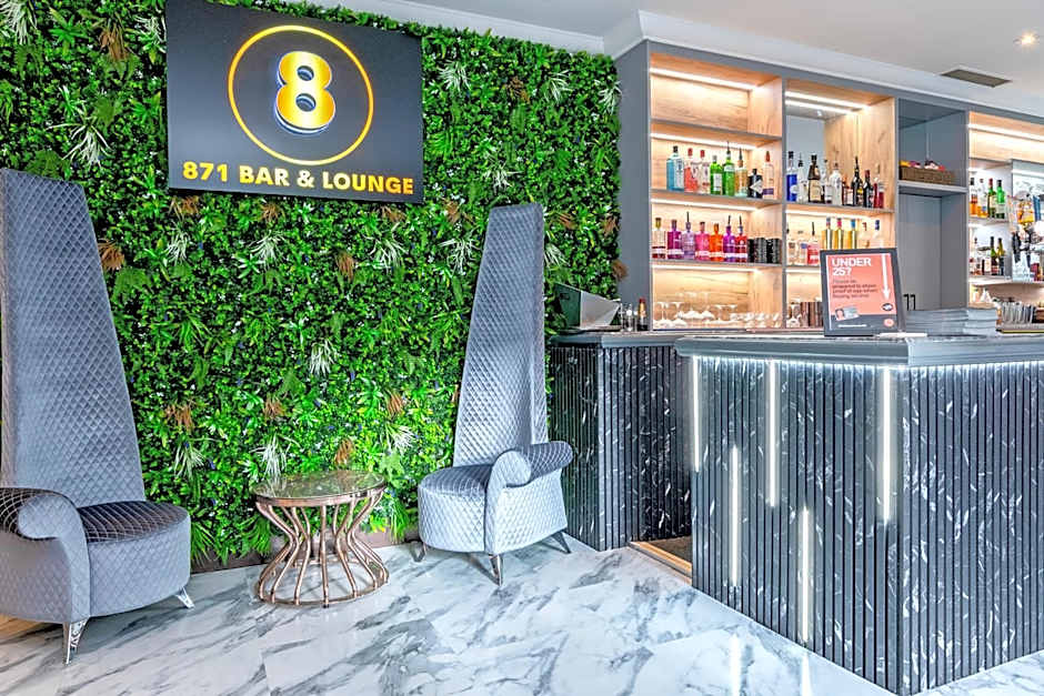 Winchester Wessex Hotel by Sunday