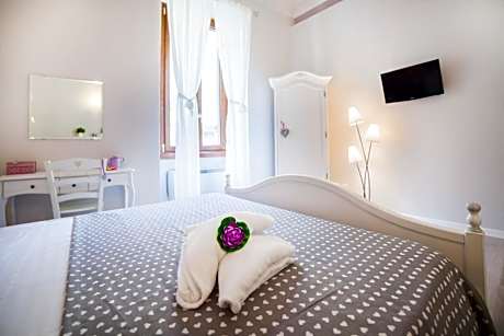 Double Room with Private External Bathroom - 1