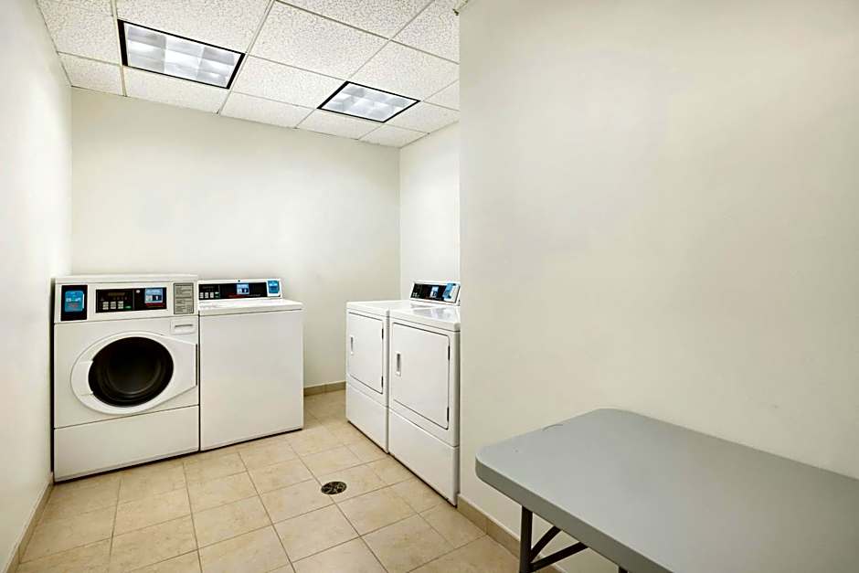 Courtyard by Marriott Montvale