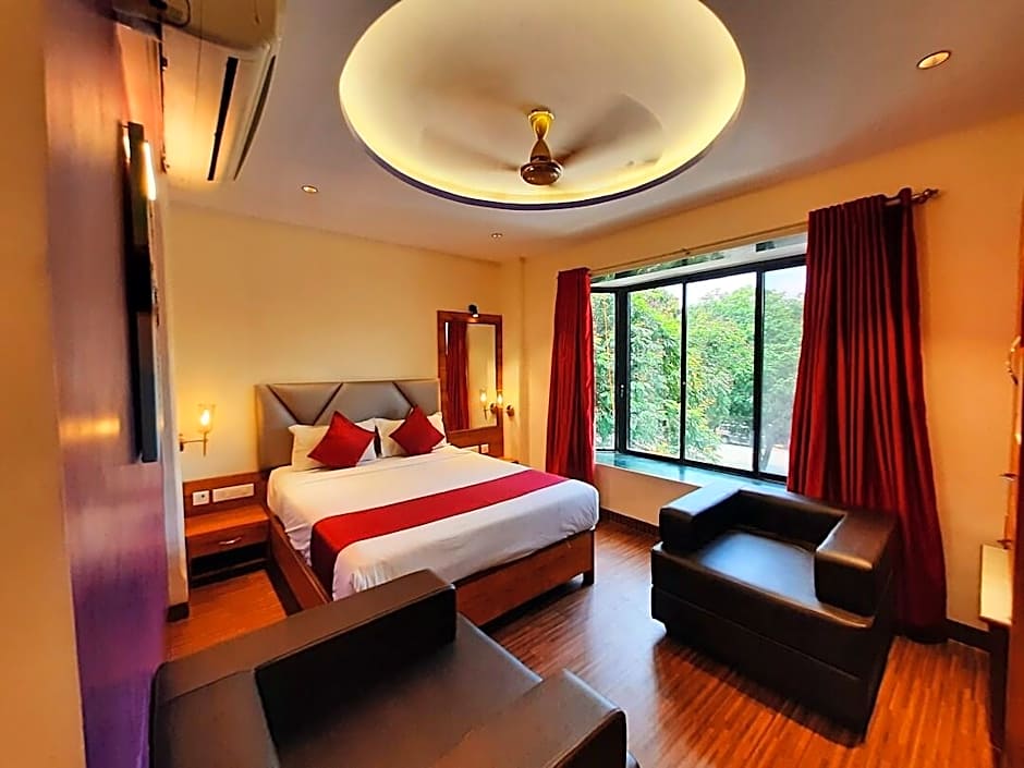 Hotel Amol – Navi Mumbai, KY