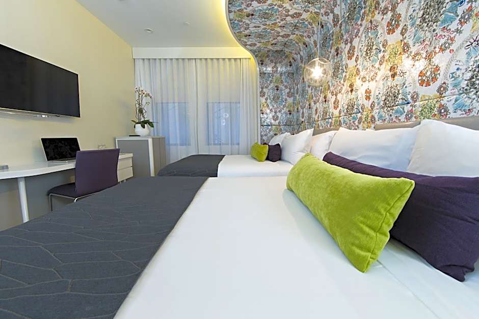 Dream Midtown by Hyatt