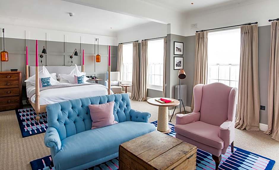 The Swan Hotel