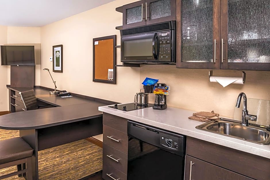 Candlewood Suites Kansas City By IHG