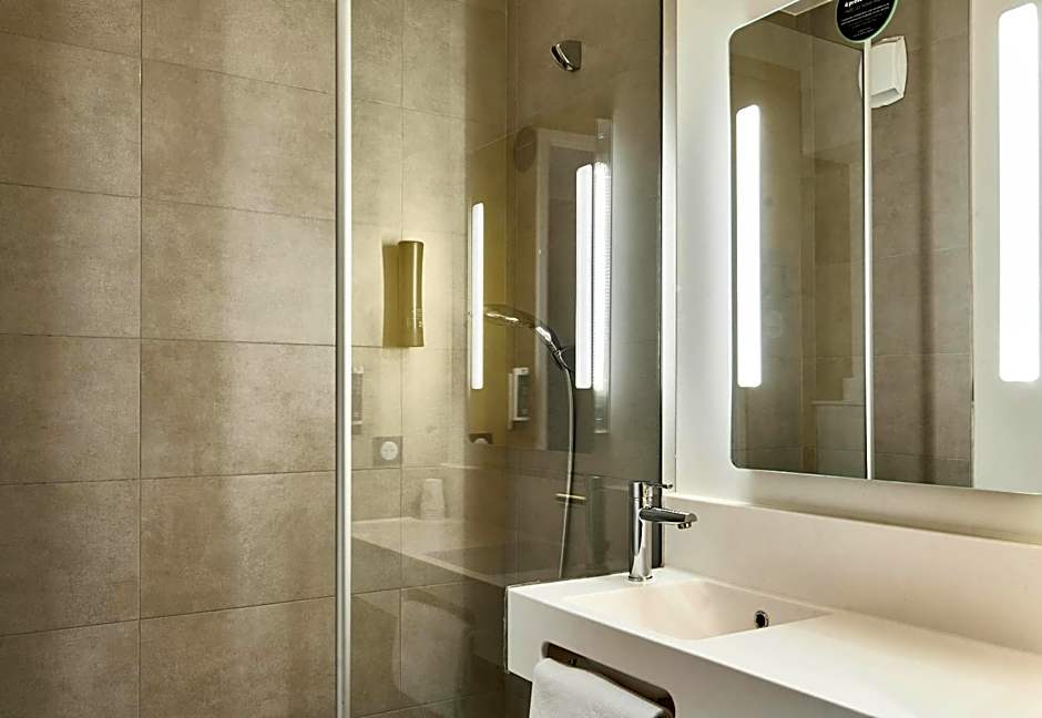 B&B HOTEL Paris Ivry Quai de Seine