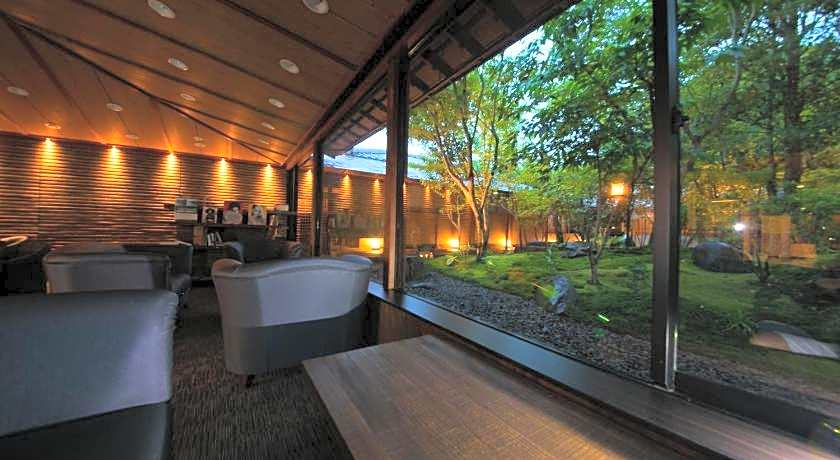 Ryokan Yakakutei