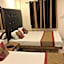 Hotel Crystal Deluxe @New Delhi Railway Station