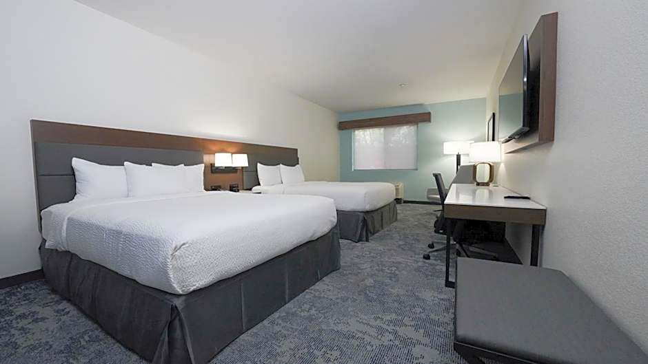 La Quinta Inn & Suites by Wyndham Santa Cruz