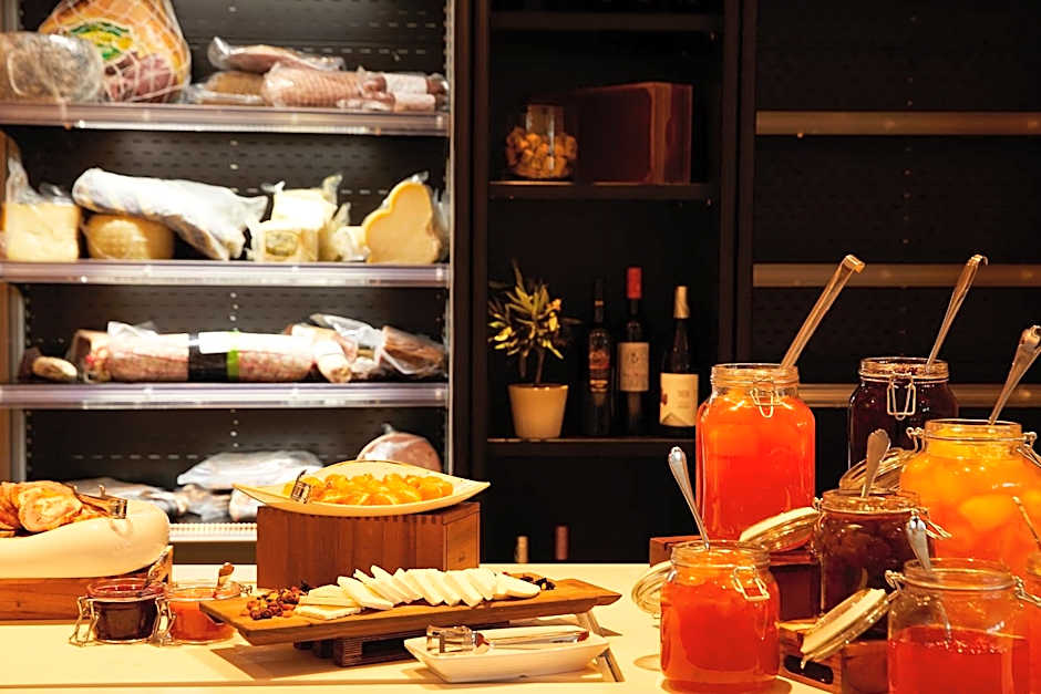 Nido, Mar-Bella Collection an SLH hotel