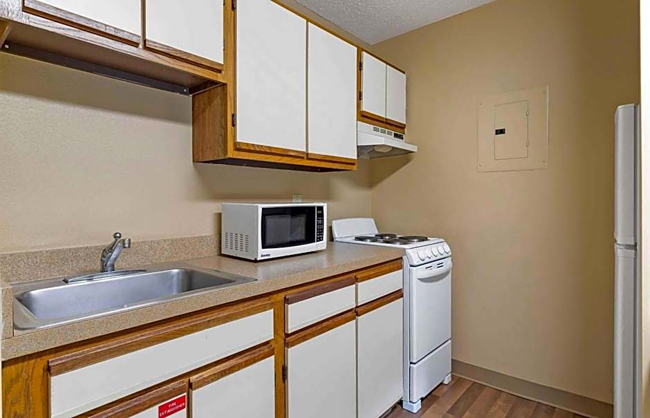 Extended Stay America Suites - Evansville - East