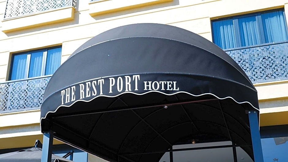 The Rest Port Hotel