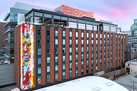 Moxy Madison Downtown