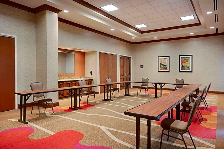 Hilton Garden Inn Chicago/Midway Airport