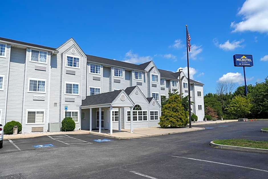 Microtel Inn & Suites by Wyndham Hagerstown by I-81