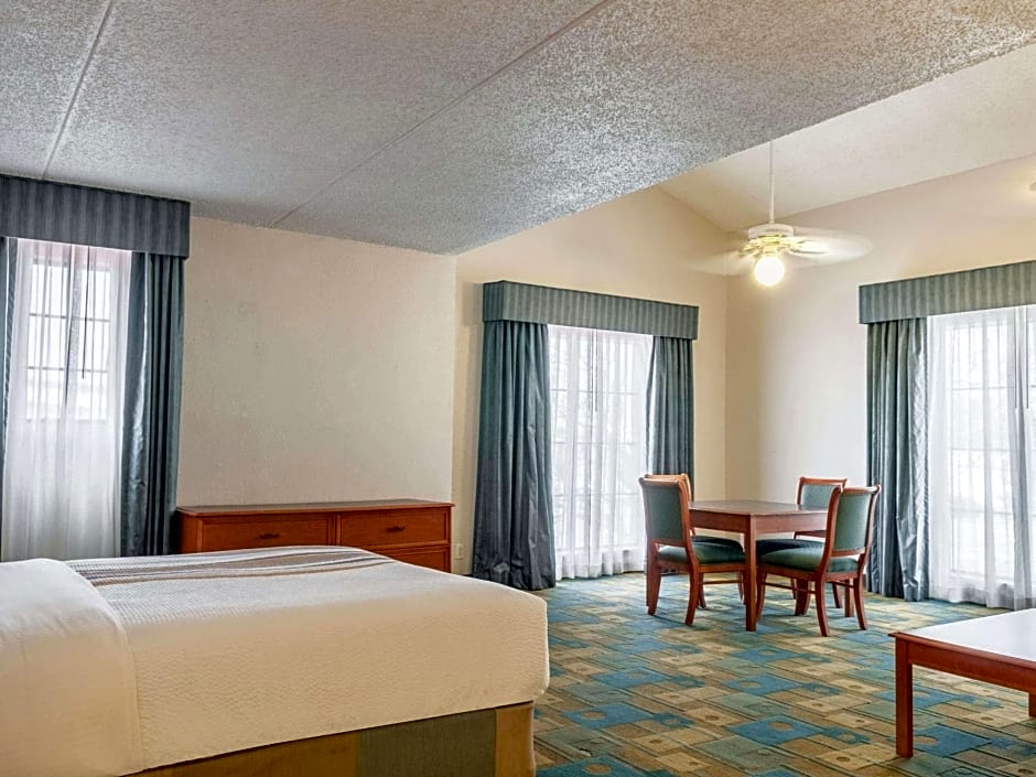 La Quinta Inn by Wyndham New Orleans West Bank / Gretna