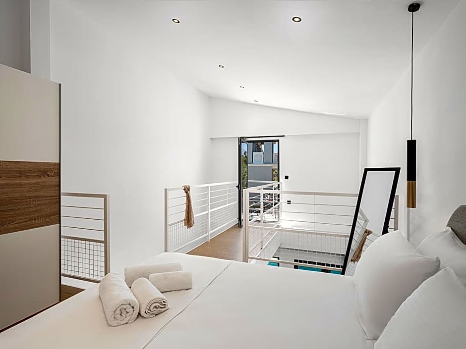 NEK Suites - Adults Only