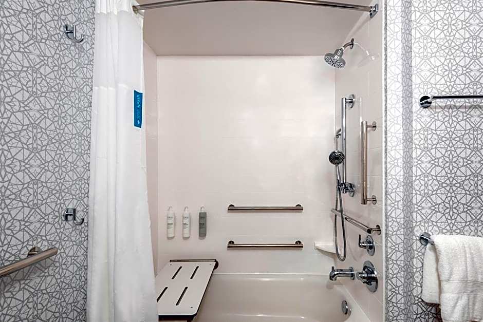 Hampton Inn By Hilton & Suites Charlottesville-At The University