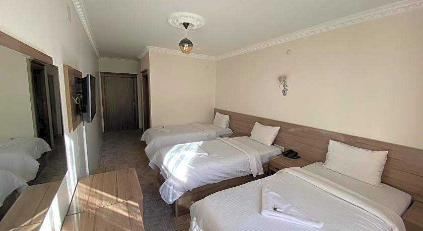 Toprak Hotel