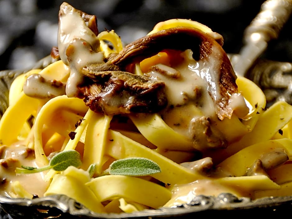 Logis HotelsHotel et Restaurant La Ferme de Flaran