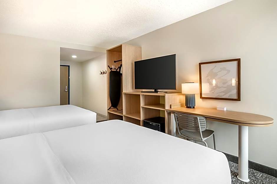 Spark by Hilton Roanoke Airport