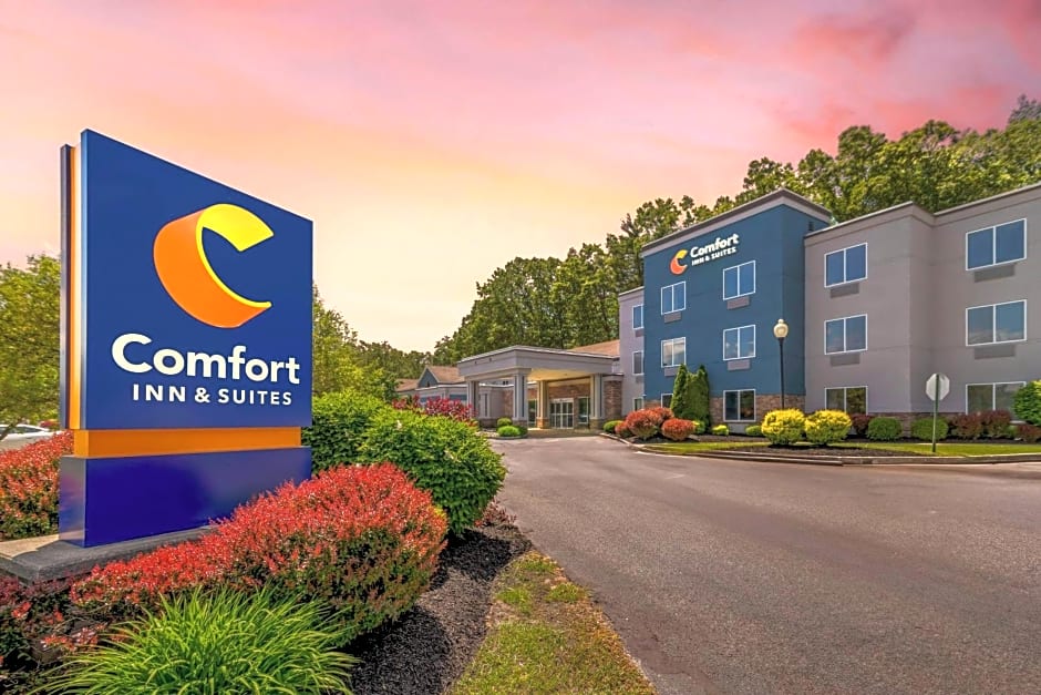 Comfort Inn & Suites Saratoga Springs