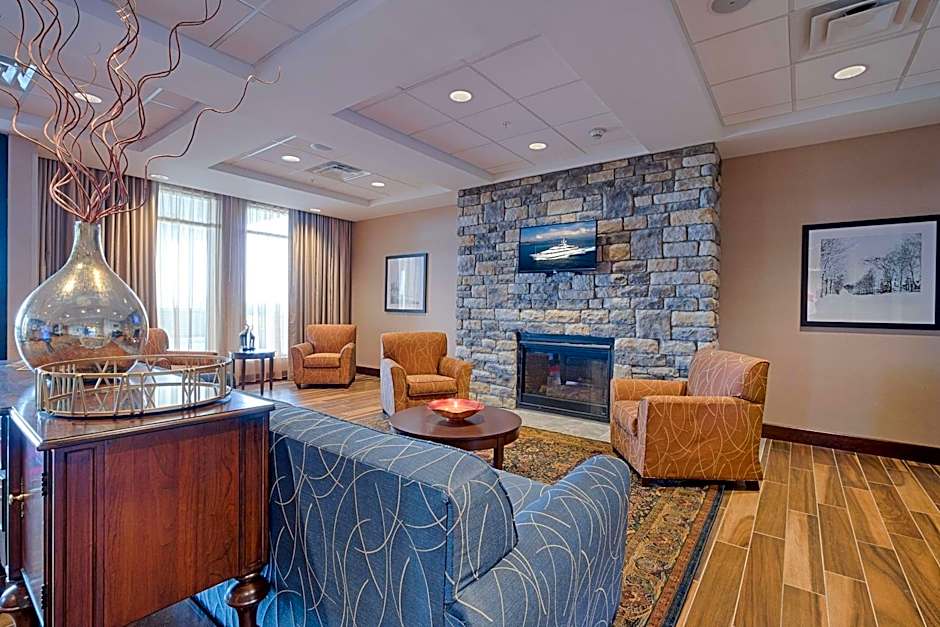Hampton Inn By Hilton & Suites Cazenovia, NY
