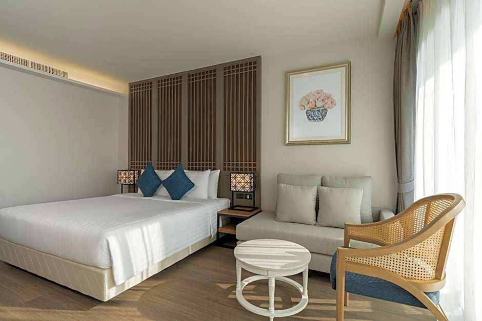 Bella Nara Phuket Naiyang Beach