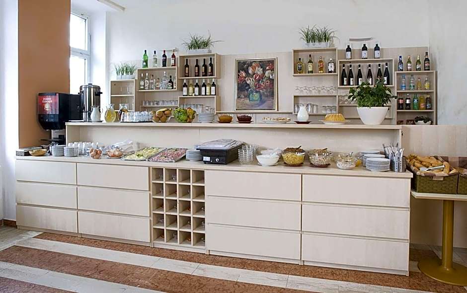 Prague Centre Plaza Hotel