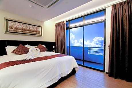 J Suites Hotel