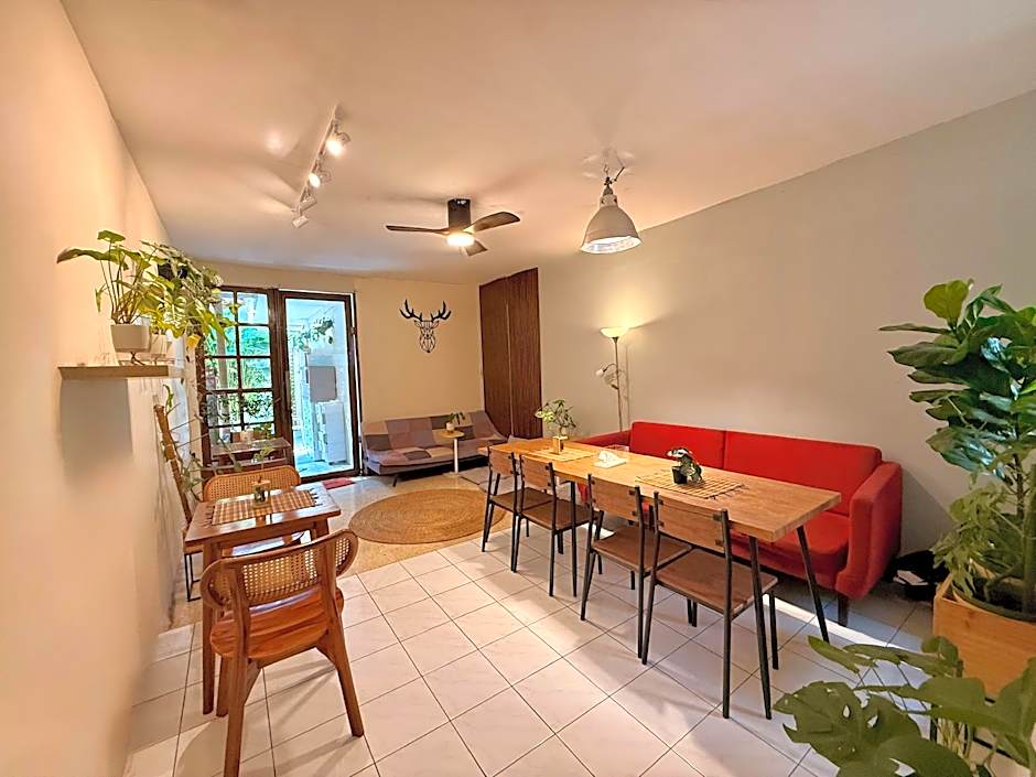 Buton Backpacker Lodge