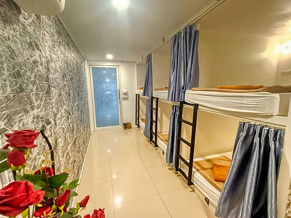 Jomtien Beach Hostel