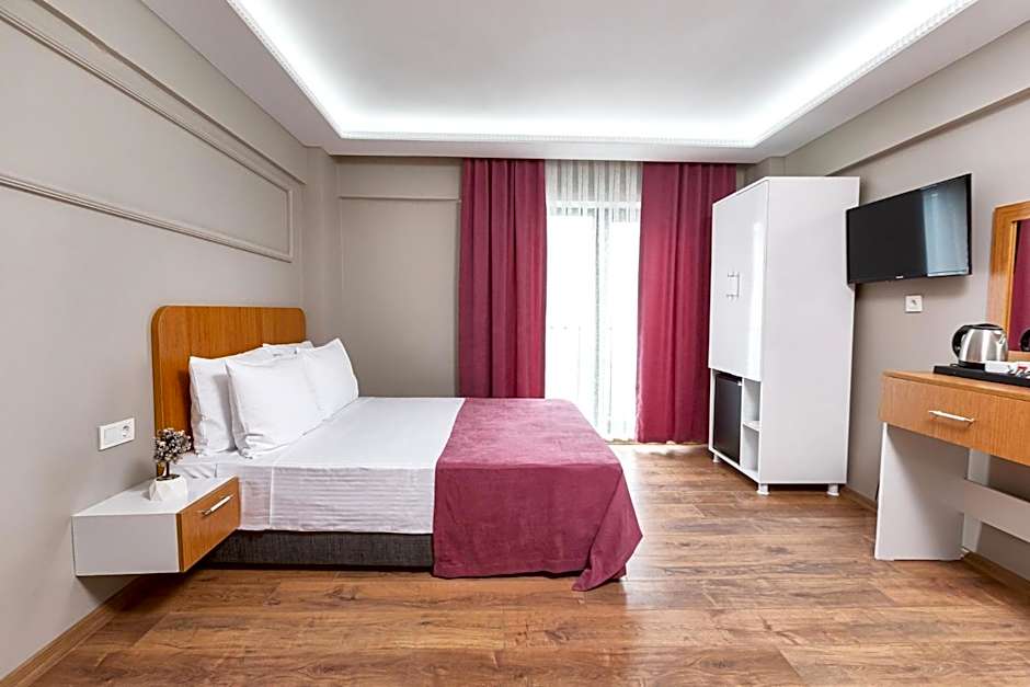 Ria Suites Boutique Hotel