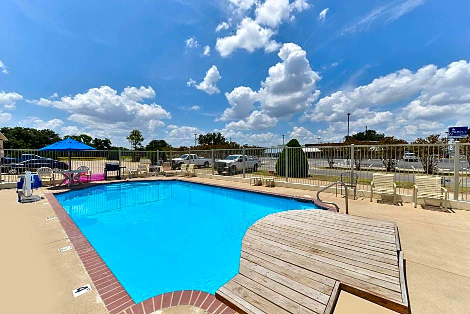 Quality Inn Gonzales