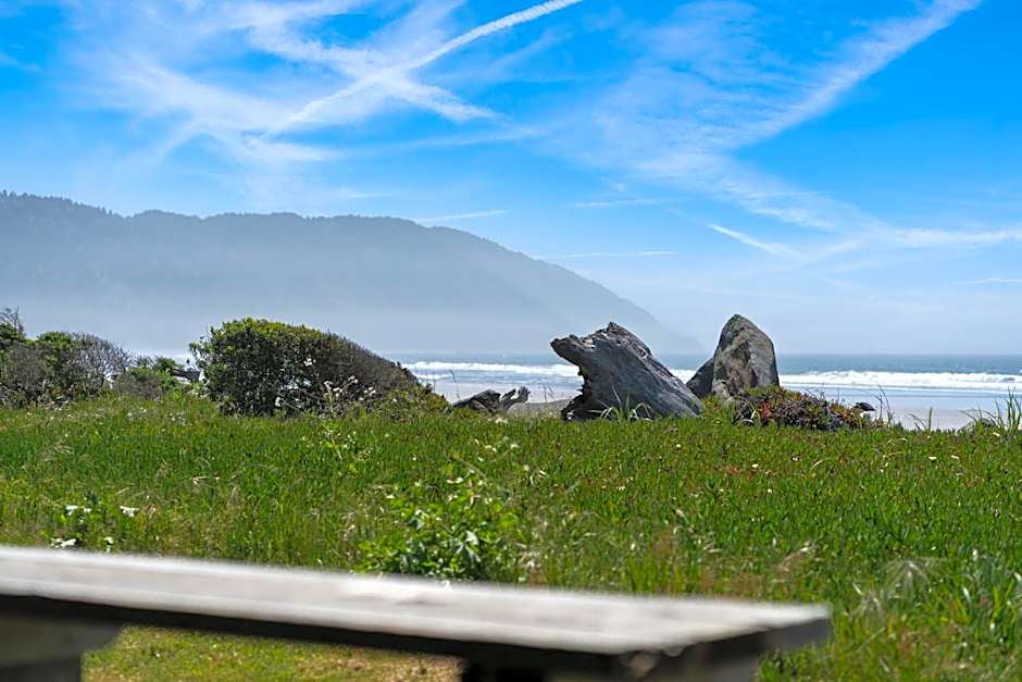 Crescent Beach Motel