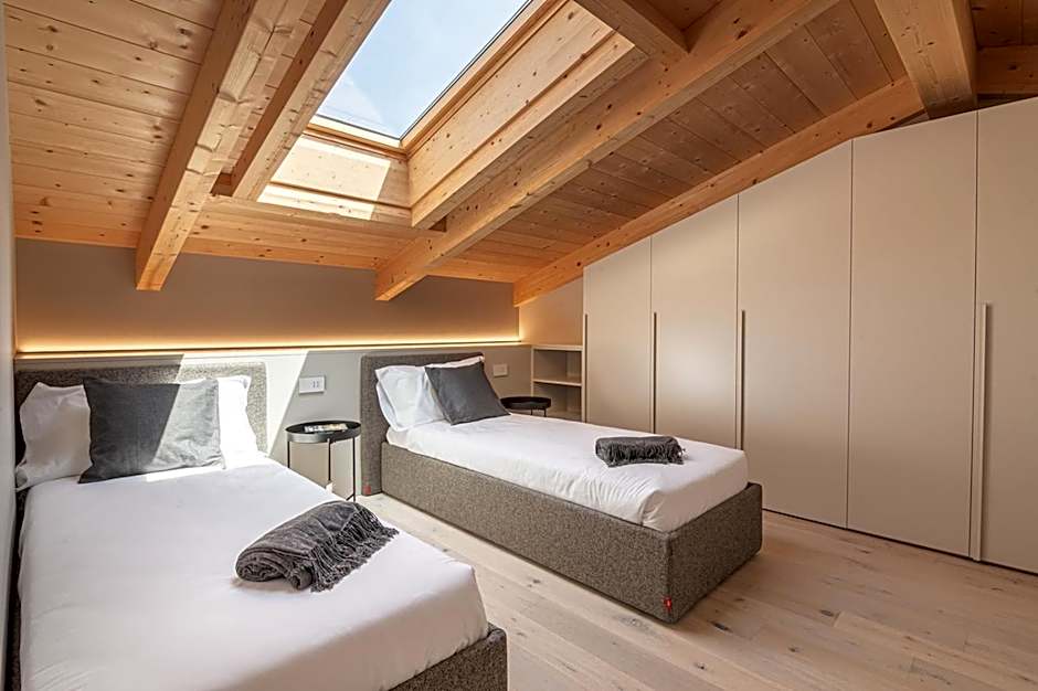 Lago Dorato Luxury Apartments - Lake Como View