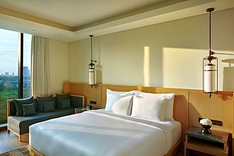 Premiere Corner King