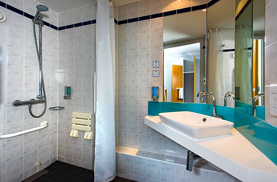 Holiday Inn Express - Glasgow Airport By IHG