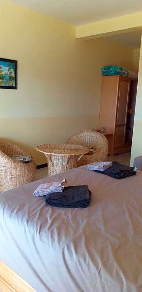 MAISON D’HÔTE LES TORTUES -