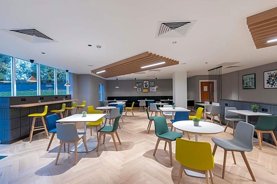 Holiday Inn Bristol Airport By IHG