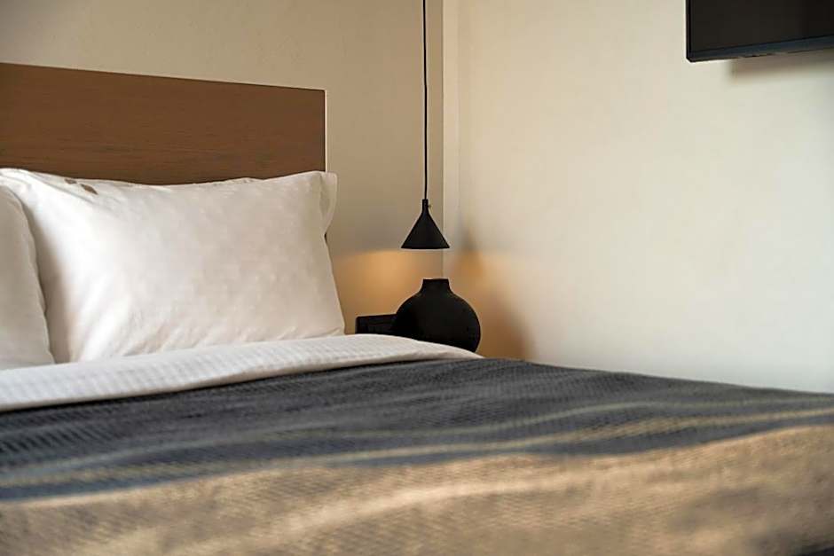 CUBIC Mykonos Seafront Design Suites