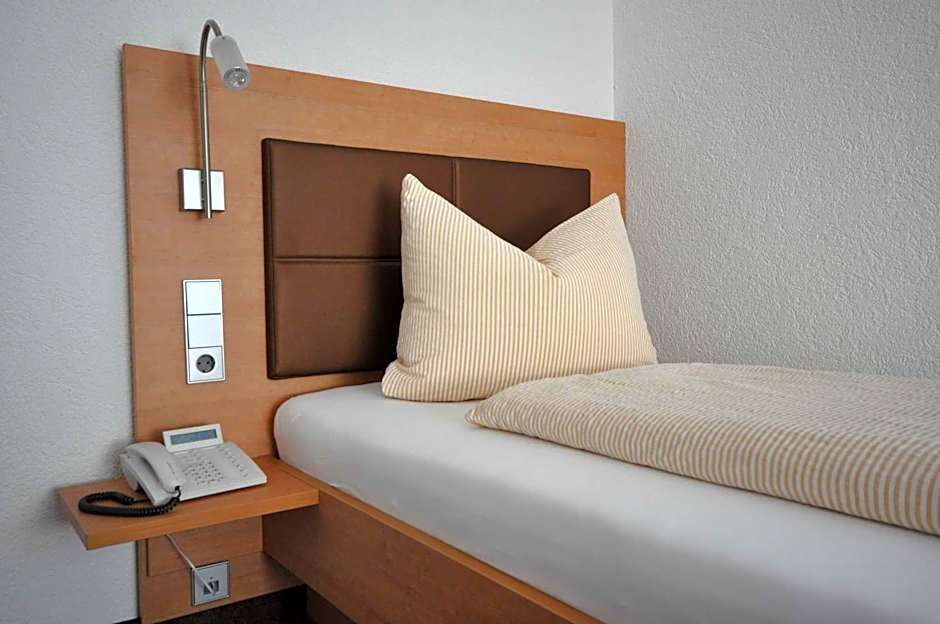 Hotel-Pension-Jasmin